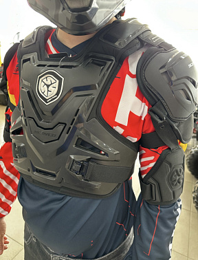 Мотозащита (черепаха с рукавами) ACE BIKER XD4-96 цв. Черный р.4XL